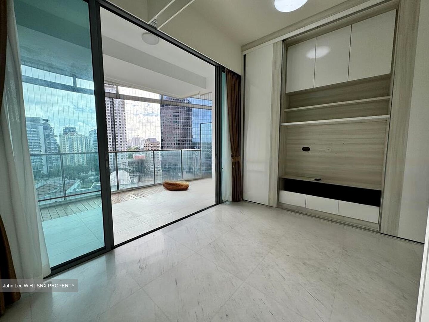 Lincoln Suites (D11), Condominium #456998101